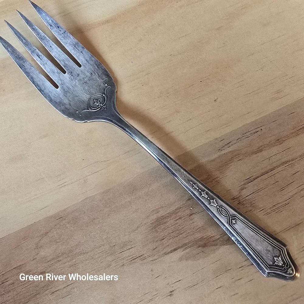 Oneida Tudor Plate Elaine‎ 1948 Silverplate Cold Meat Serving Fork 8.25 Inch